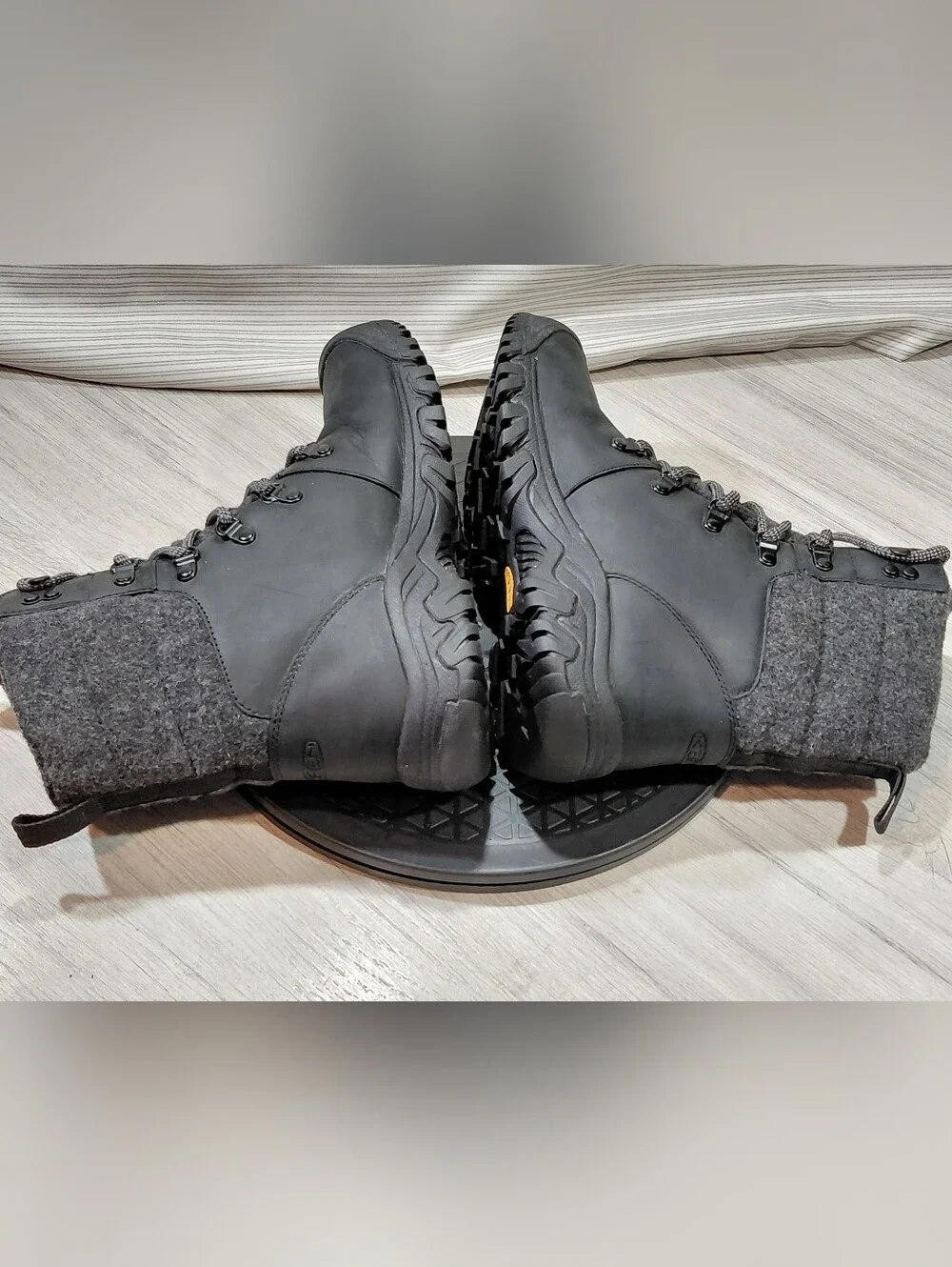 KEEN Womens Greta Premium Full Grain Black Waterproof Leather Upper SIZE W8
